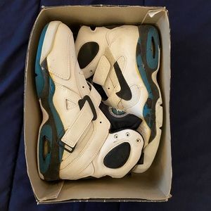 Nike Air Command Force